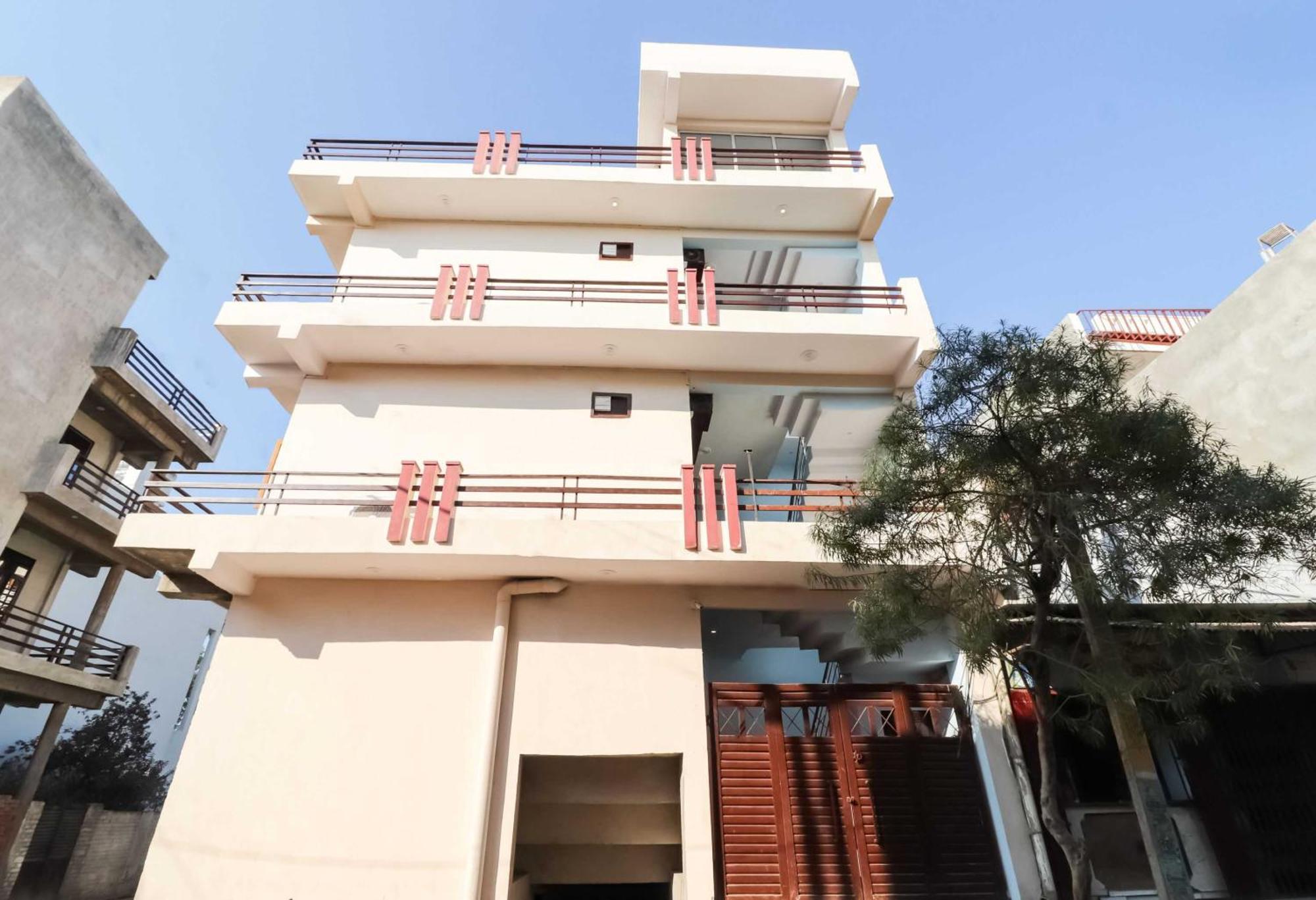 Hotel O The Velvet Chinhat Tiraha Εξωτερικό φωτογραφία