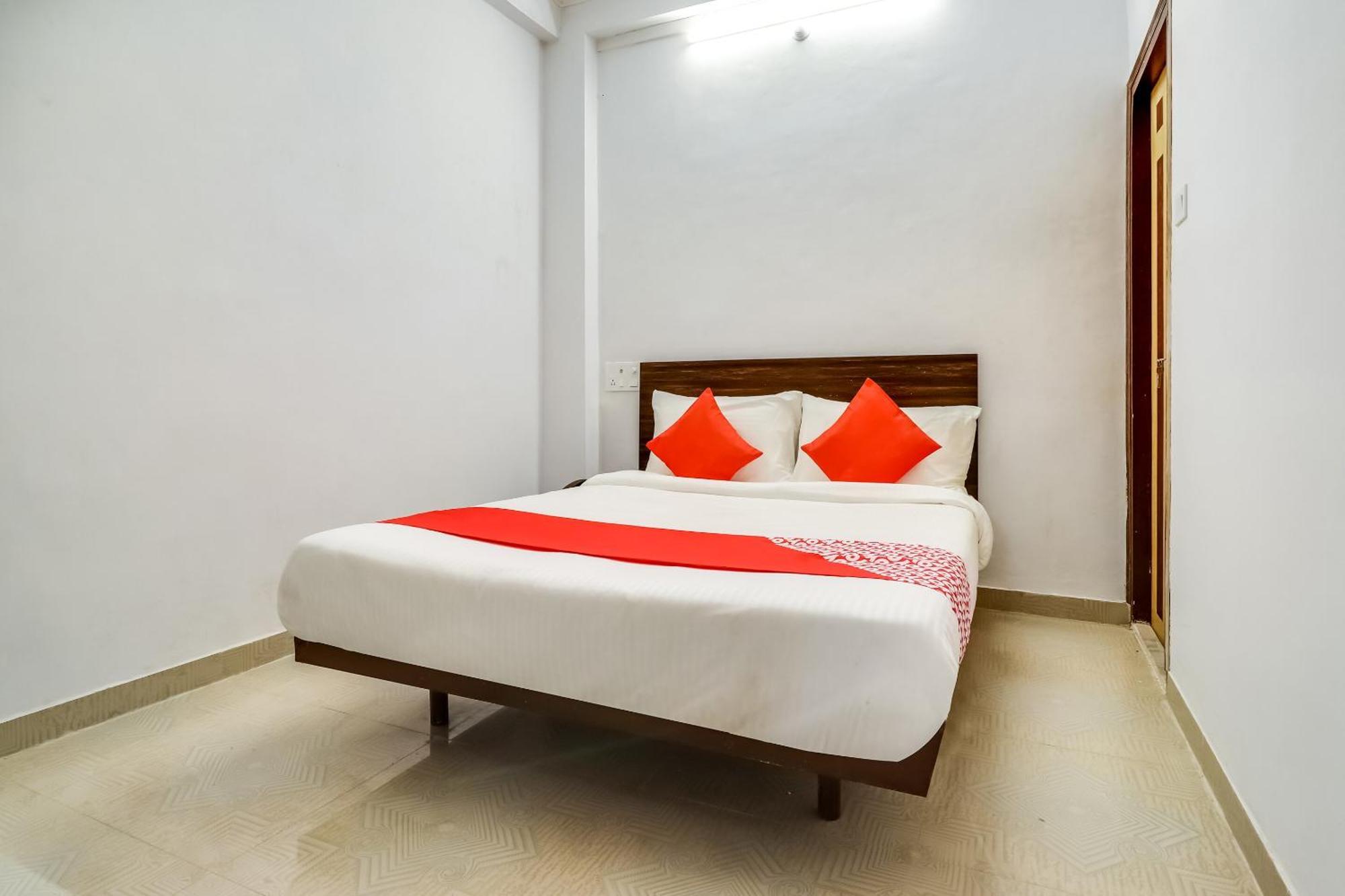 Hotel O The Velvet Chinhat Tiraha Εξωτερικό φωτογραφία