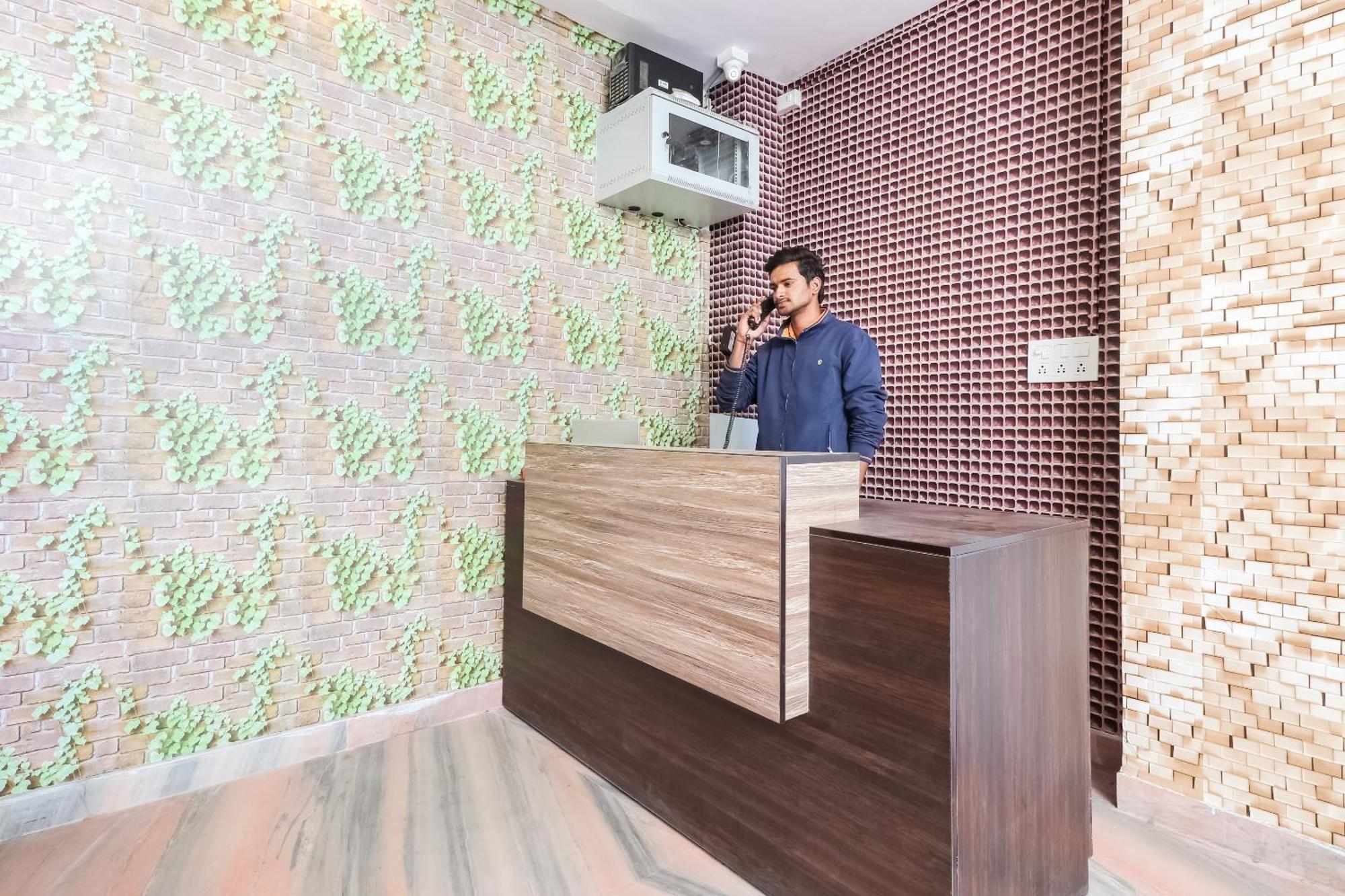 Hotel O The Velvet Chinhat Tiraha Εξωτερικό φωτογραφία